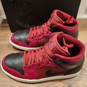 Air Jordan 1 - Maroon